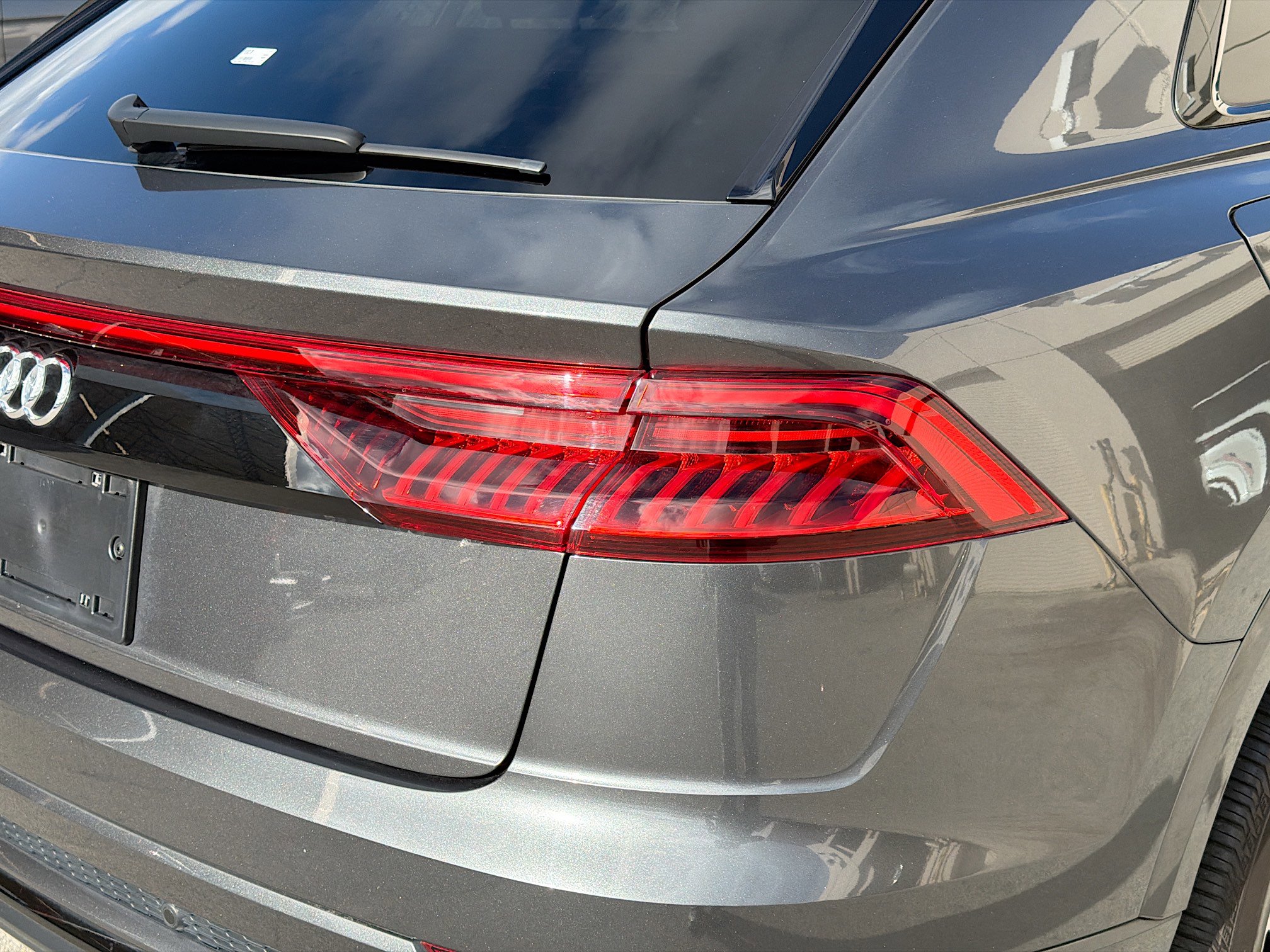 Used 2023 Audi SQ8 Prestige w/ Prestige Package image 28