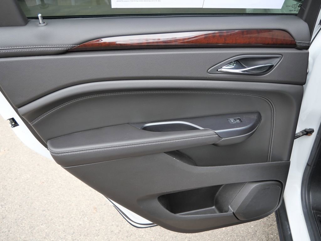 Used 2015 Cadillac SRX Premium image 26