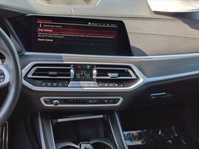 Used 2022 BMW X7 xDrive40i w/ M Sport Package AWD/4WD image 15