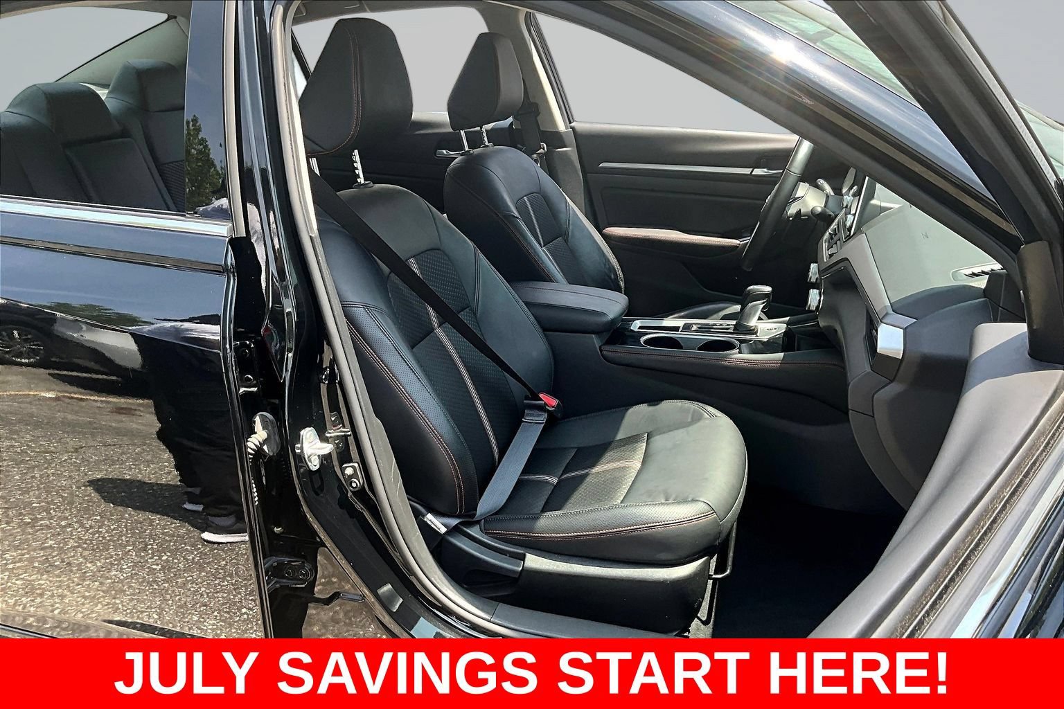 Used 2024 Nissan Altima 2.5 SR FWD image 37