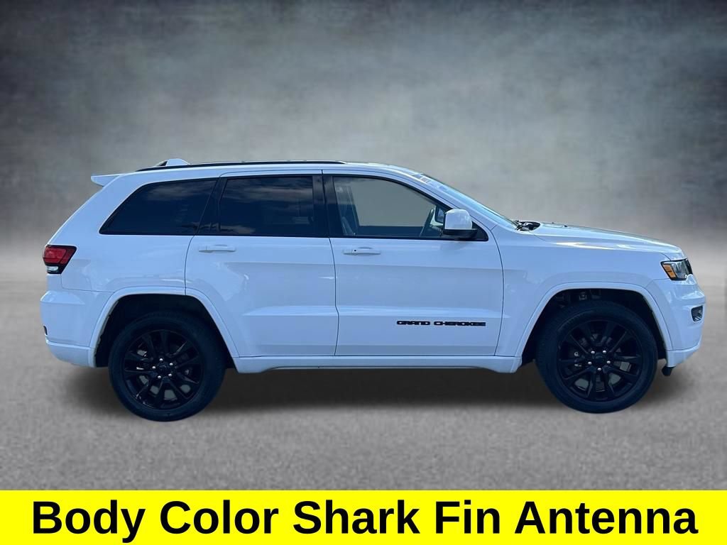 Used 2019 Jeep Grand Cherokee Altitude AWD/4WD image 7