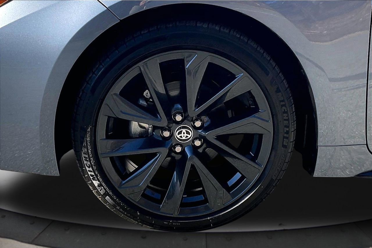 Used 2024 Toyota Corolla XSE image 31