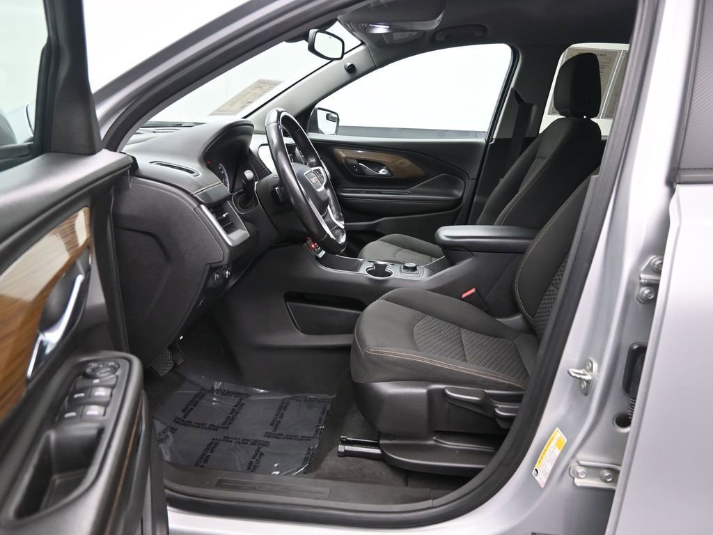 Used 2018 GMC Terrain SLE image 13