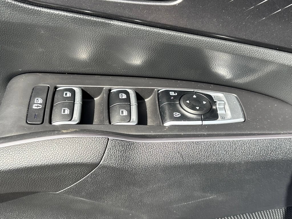 Used 2024 Kia Sorento EX w/ Panoramic Sunroof Package FWD image 9