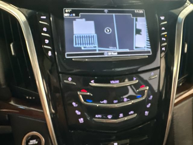 Used 2019 Cadillac Escalade Luxury AWD/4WD image 15