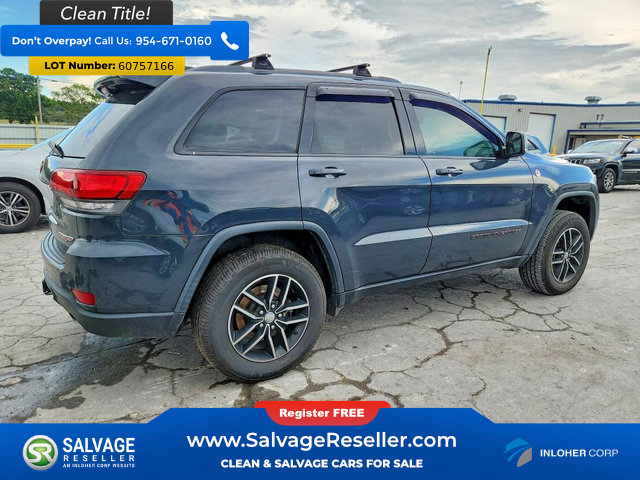 Used 2017 Jeep Grand Cherokee Trailhawk AWD/4WD image 4