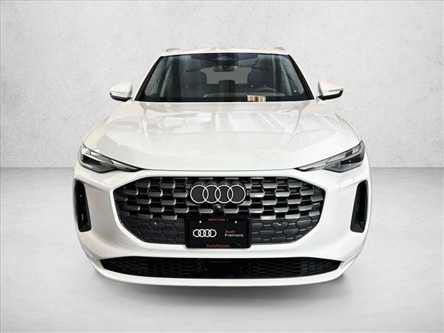 Used 2025 Audi Q5 Premium AWD/4WD image 2