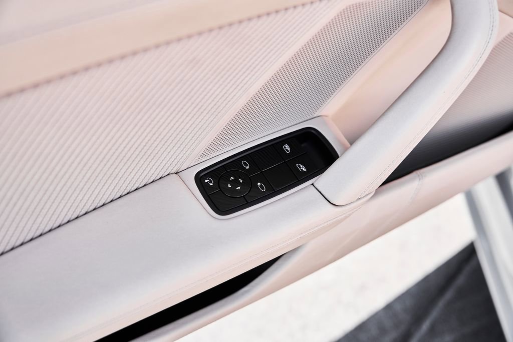 Used 2021 Porsche 911 Targa 4S image 32