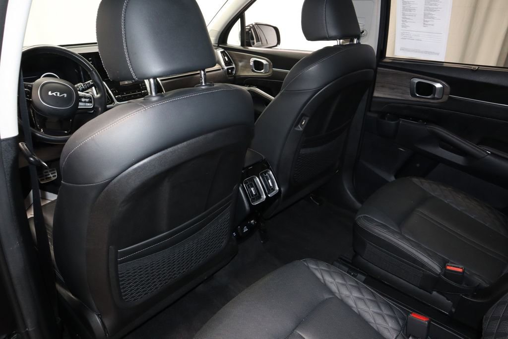 Used 2023 Kia Sorento SX Prestige image 22