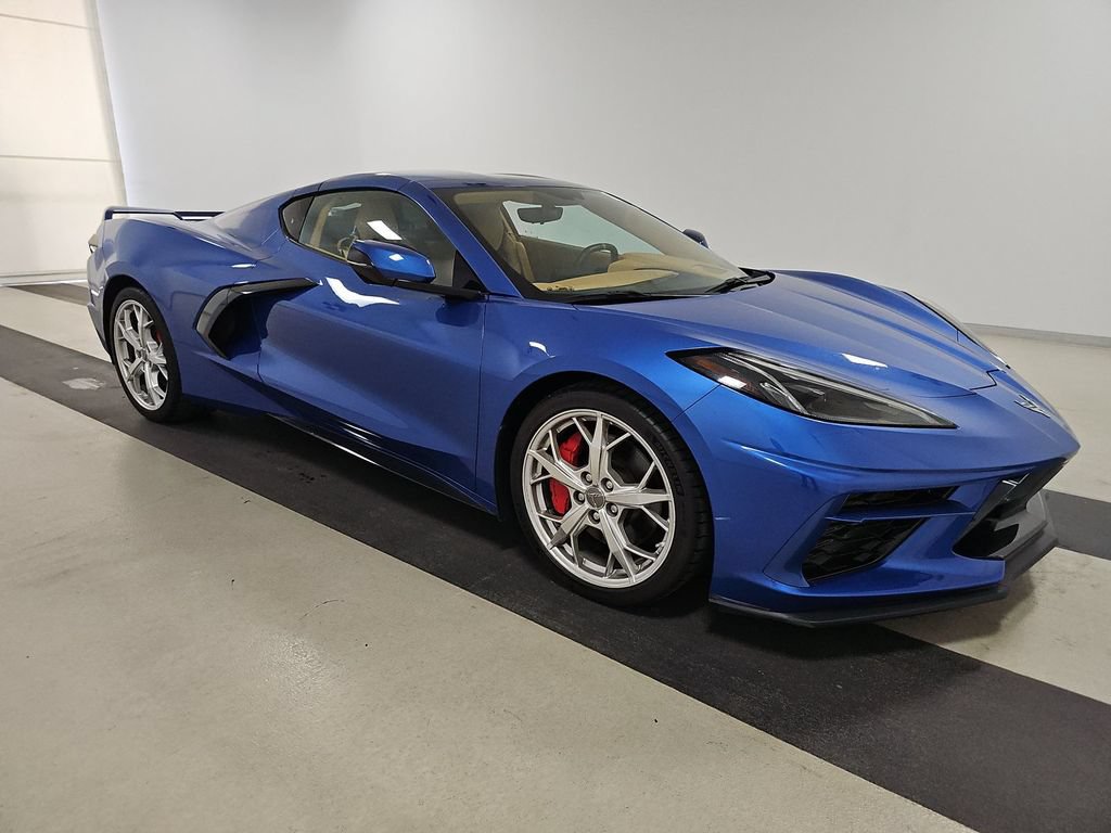 Used 2022 Chevrolet Corvette Stingray Premium Cpe w/ Z51 Performance Package RWD image 9