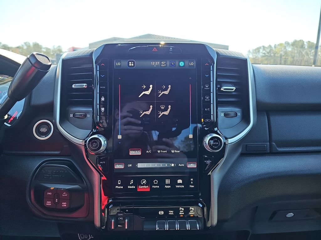 Used 2025 RAM 2500 Big Horn image 28