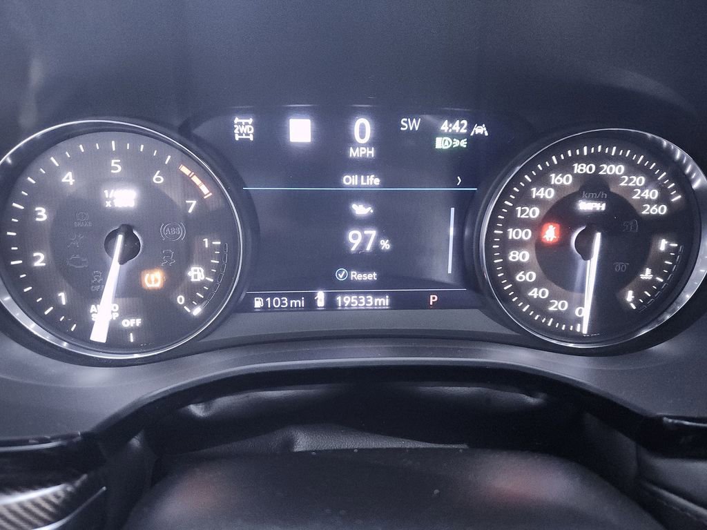 Used 2024 Cadillac XT5 Sportv w/ LPO, Red Accent Package image 15