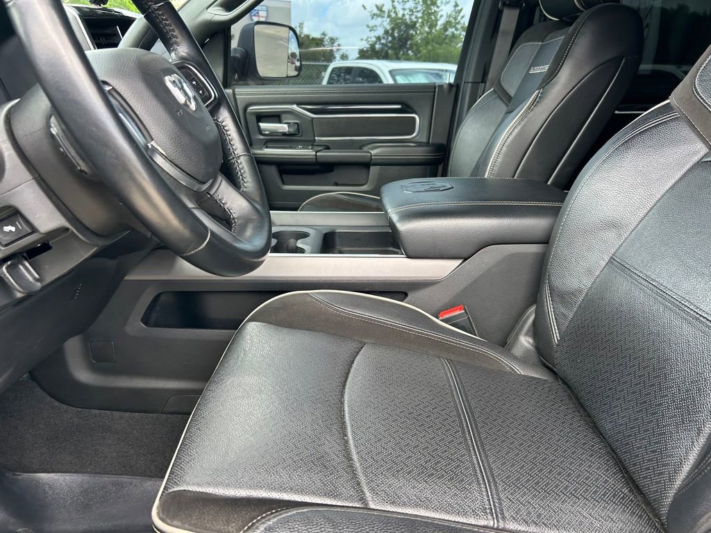 Used 2022 RAM 2500 Laramie w/ Night Edition image 11