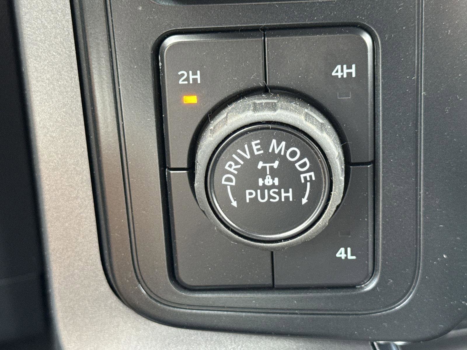 New 2025 Ford F150 XLT w/ Equipment Group 302A MID image 16