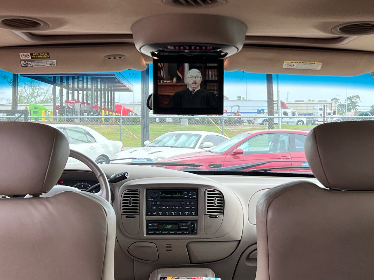 Used 2002 Ford Expedition Eddie Bauer image 30