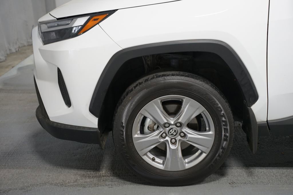 Used 2024 Toyota RAV4 XLE image 5