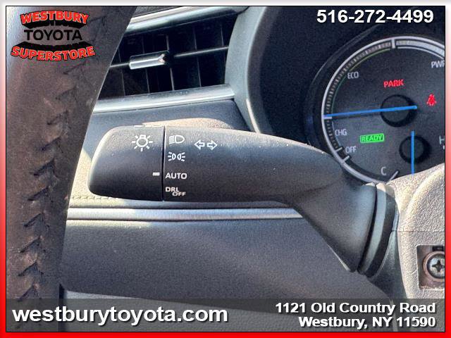 Certified 2022 Toyota Venza XLE image 27