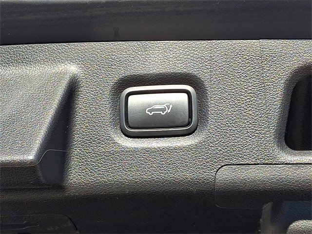 Used 2020 Hyundai Santa Fe Limited image 31