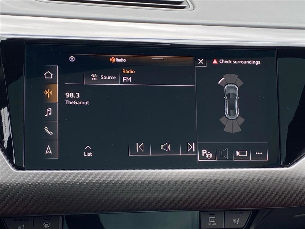 Used 2022 Audi RS e-tron GT w/ Carbon Performance Package image 10