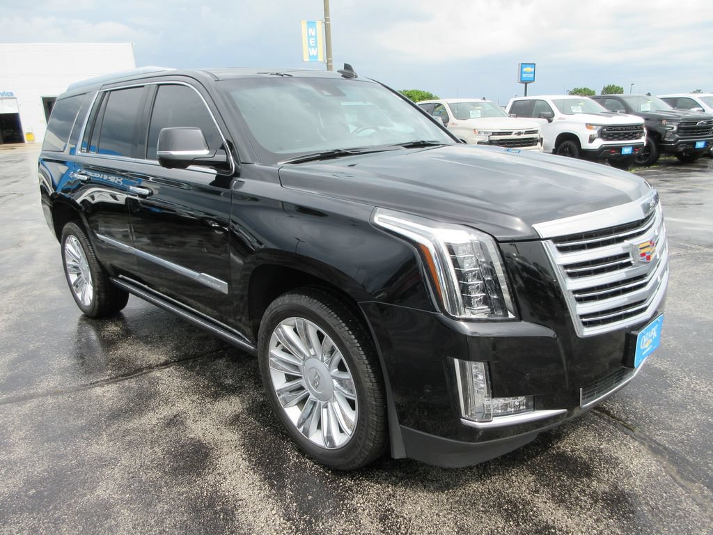 Certified 2018 Cadillac Escalade Platinum AWD/4WD image 7
