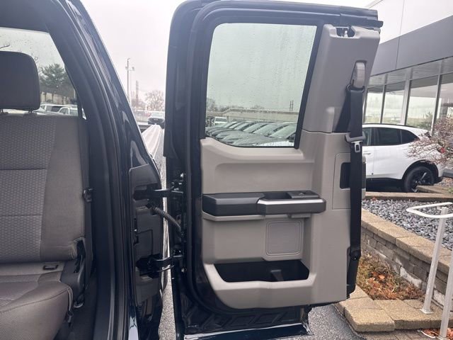 Used 2022 Ford F350 XLT w/ Snow Plow Prep Package image 29