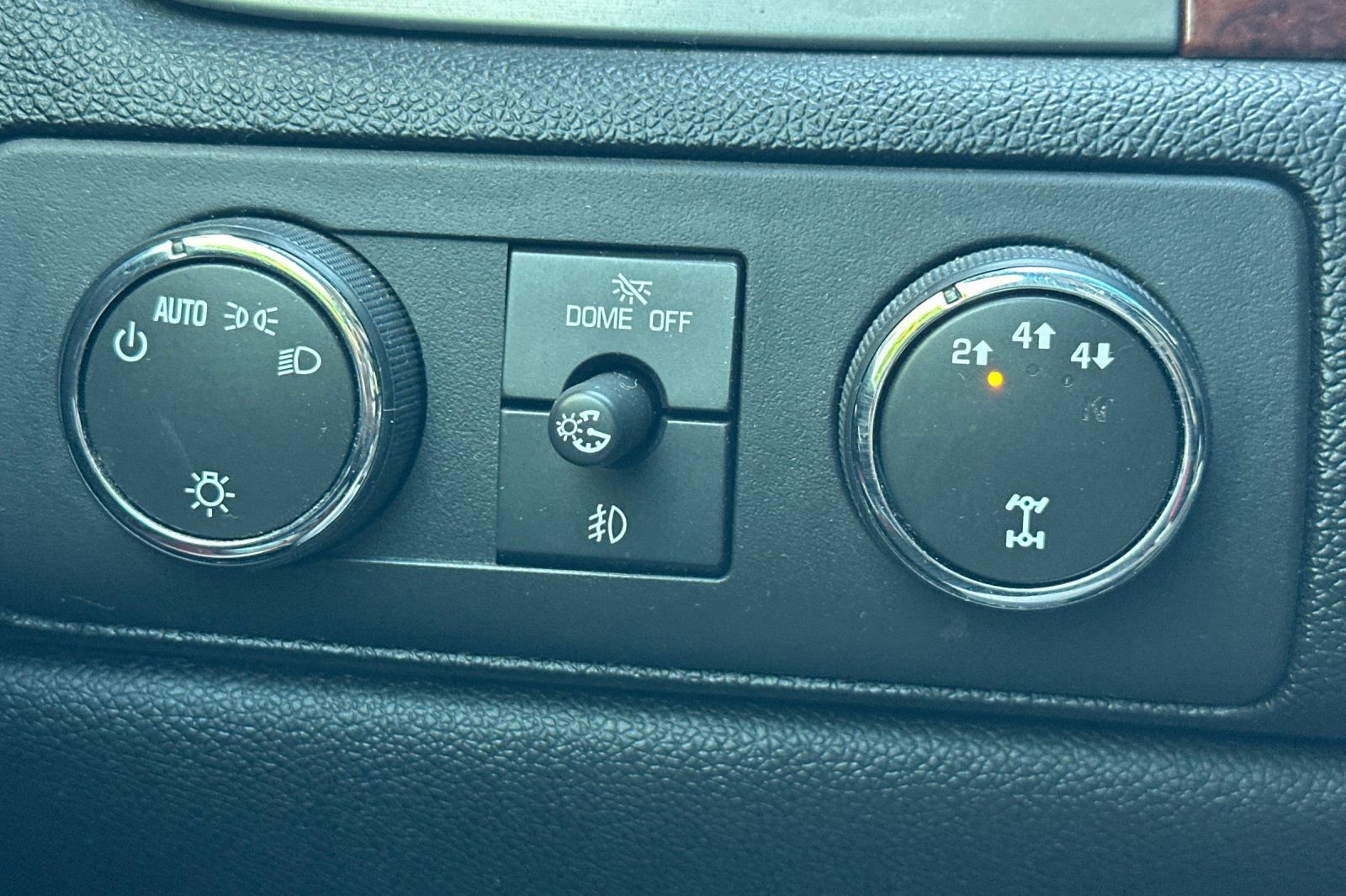 Used 2011 Chevrolet Silverado 2500 LTZ w/ LTZ Plus Package image 37