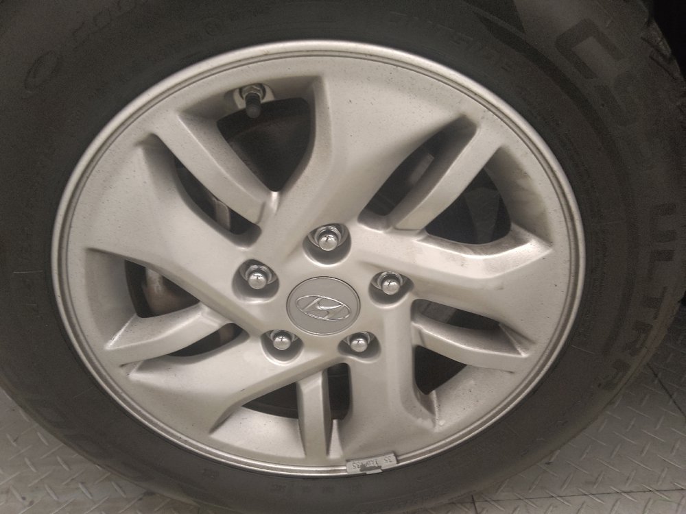 Used 2021 Hyundai Venue SE FWD image 31