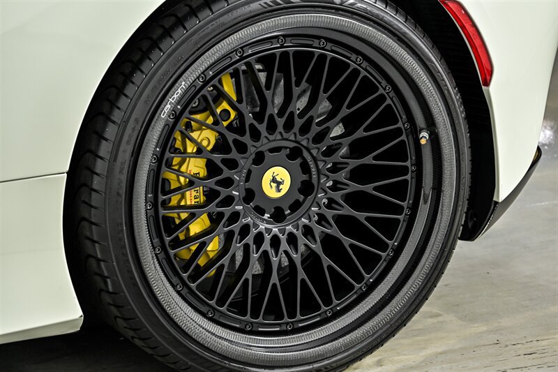 Used 2022 Ferrari F8 Tributo RWD image 17