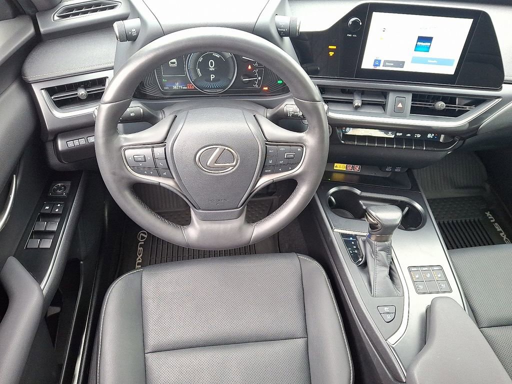 Used 2023 Lexus UX 250h AWD w/ Premium Package image 12