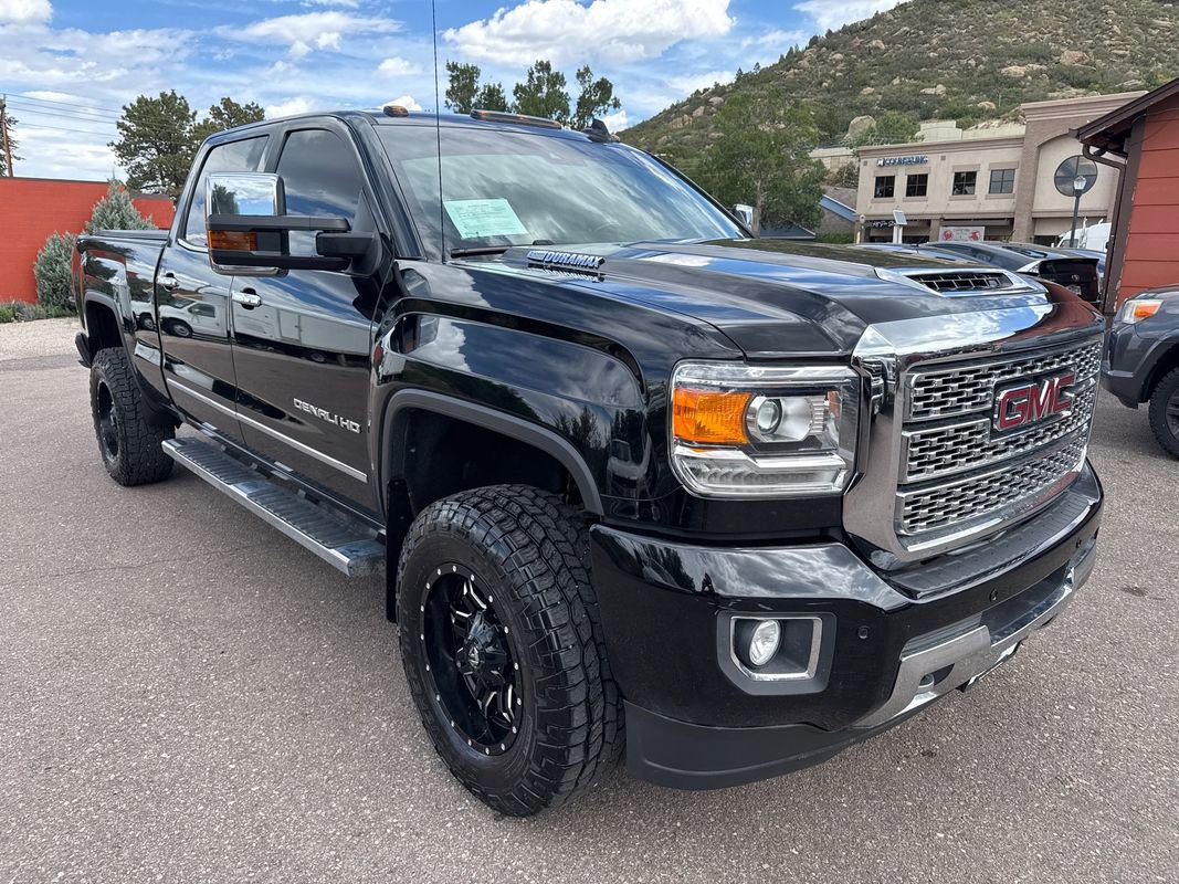 Used 2019 GMC Sierra 2500 Denali w/ Duramax Plus Package image 1