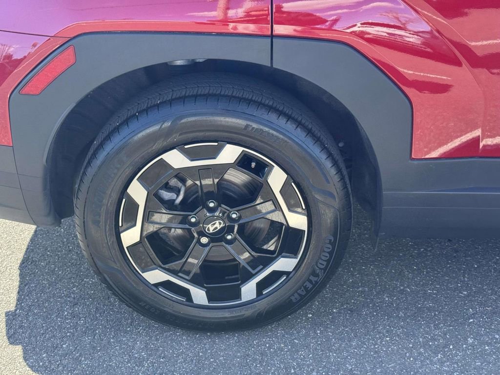 Used 2025 Hyundai Santa Fe SEL image 9