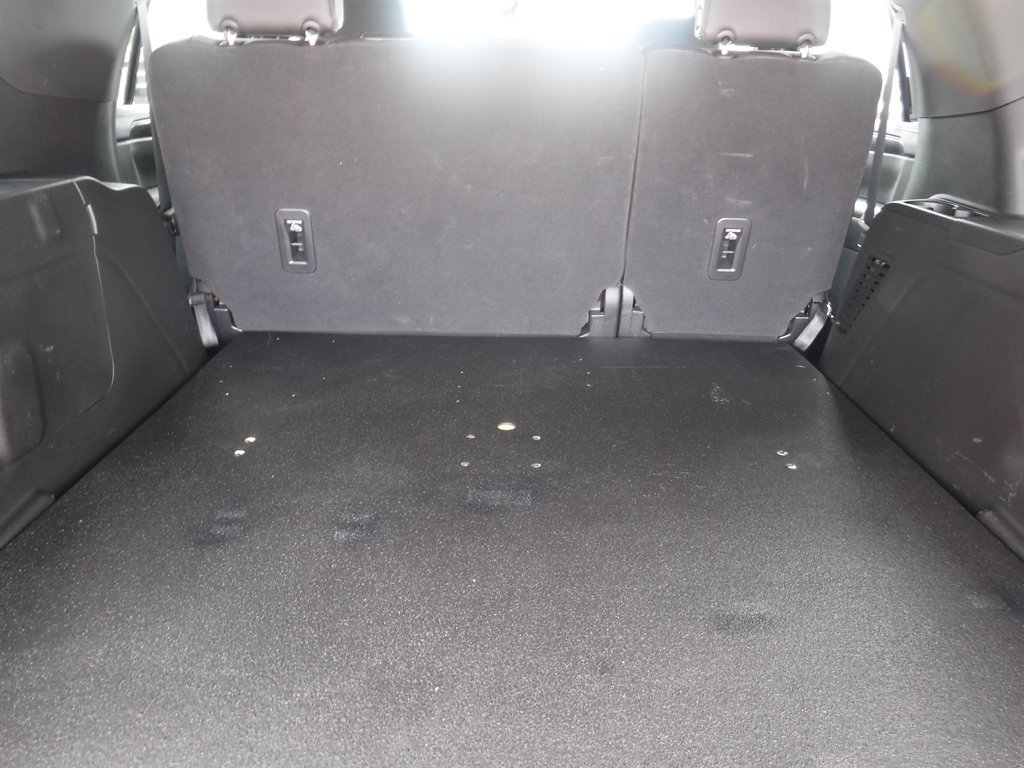 Used 2023 Chevrolet Tahoe LS AWD/4WD image 6