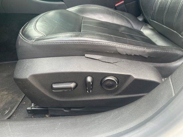 Used 2011 Buick Regal CXL w/ RL5 Preferred Equipment Group FWD image 14