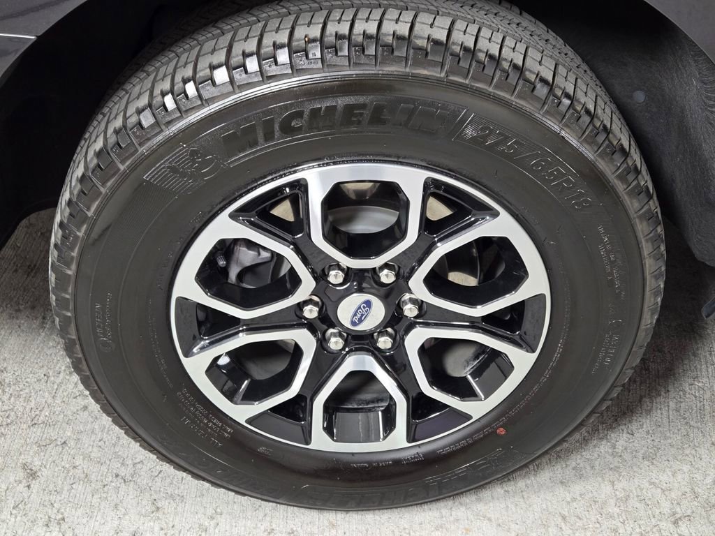 Used 2023 Ford Expedition Max XLT AWD/4WD image 11