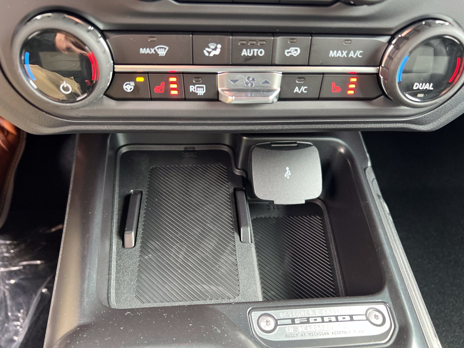 New 2026 Ford Bronco Outer Banks AWD/4WD image 26