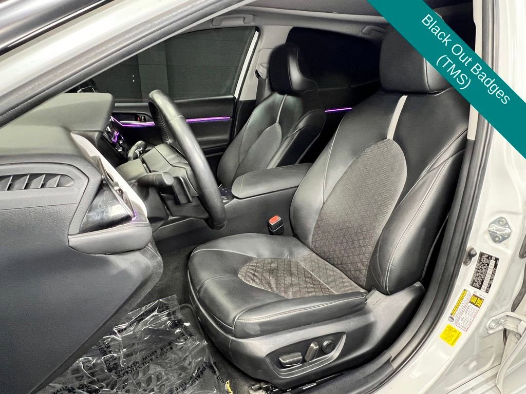 Used 2023 Toyota Camry XSE FWD image 5