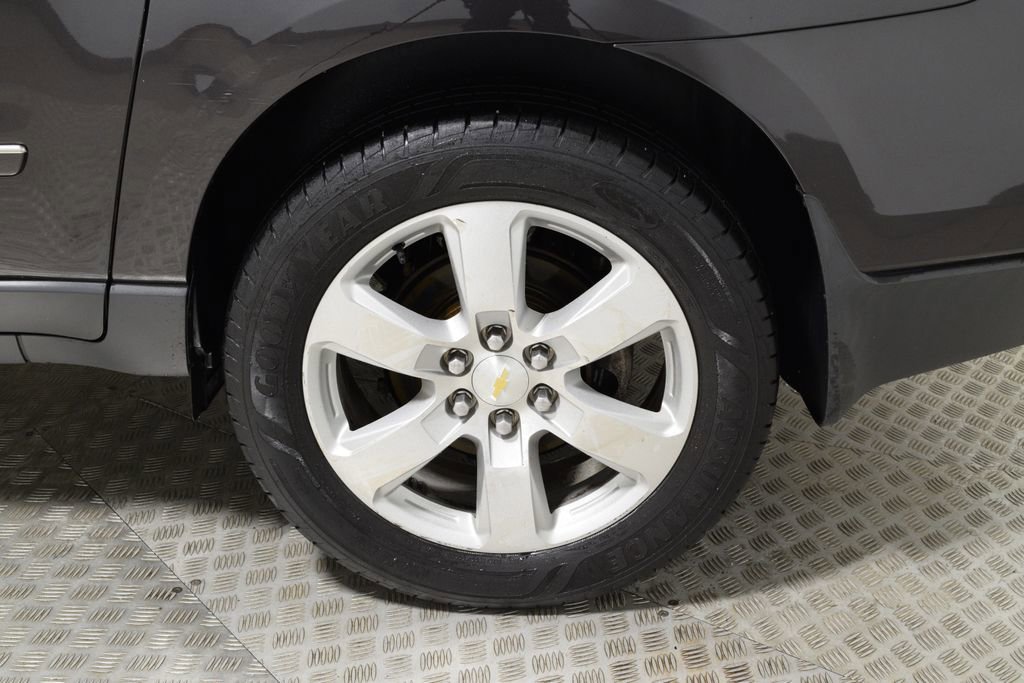 Used 2017 Chevrolet Traverse Premier image 39