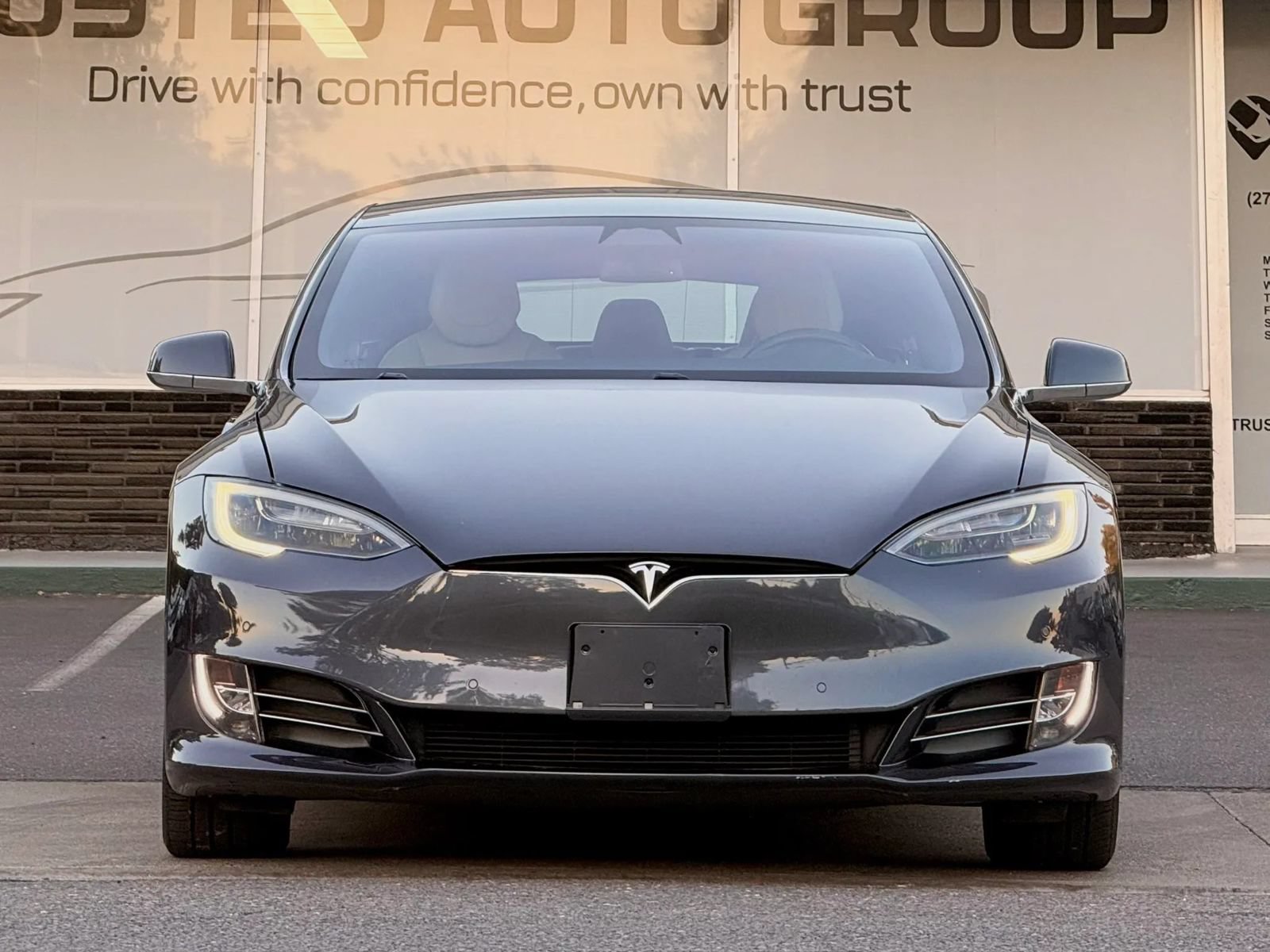 Used 2016 Tesla Model S 90D AWD/4WD image 3