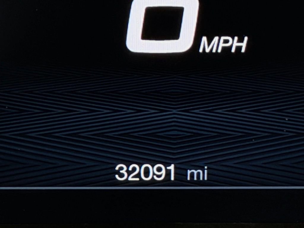 Used 2024 Alfa Romeo Giulia Veloce image 15