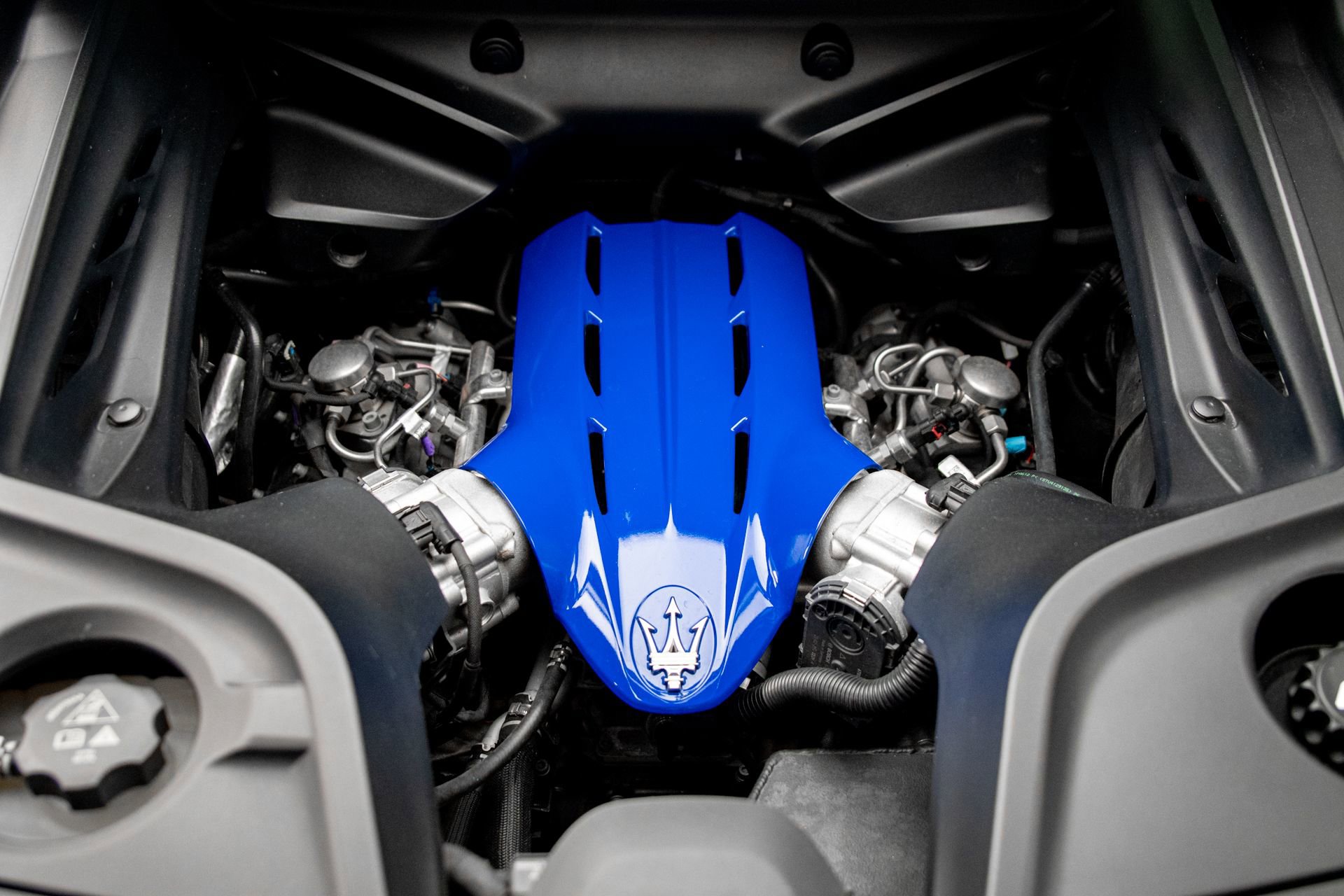 Used 2022 Maserati MC20 Coupe RWD image 35
