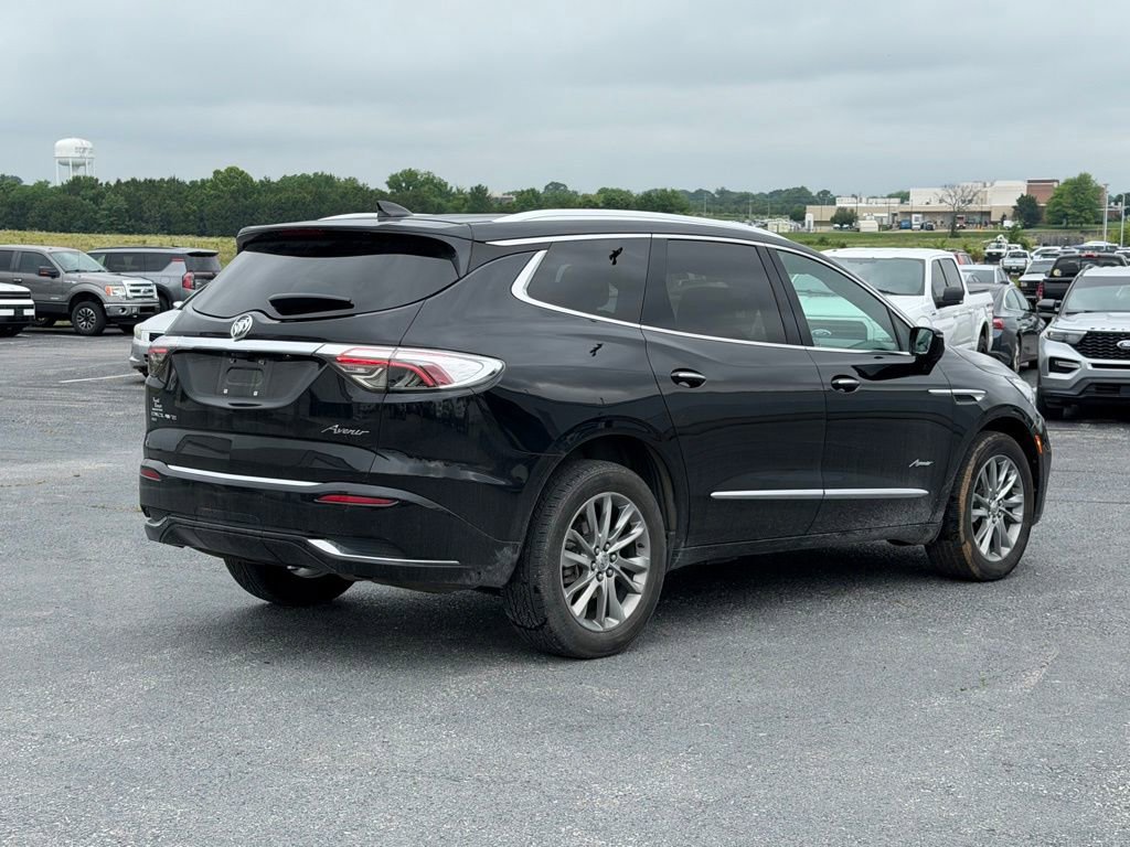 Used 2023 Buick Enclave Avenir w/ Avenir Technology Package AWD/4WD image 5