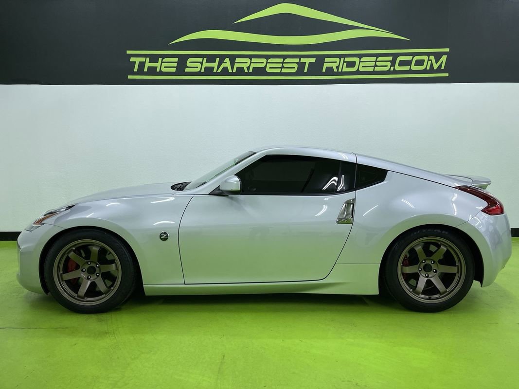 Used 2020 Nissan 370Z w/ Sport Package image 6