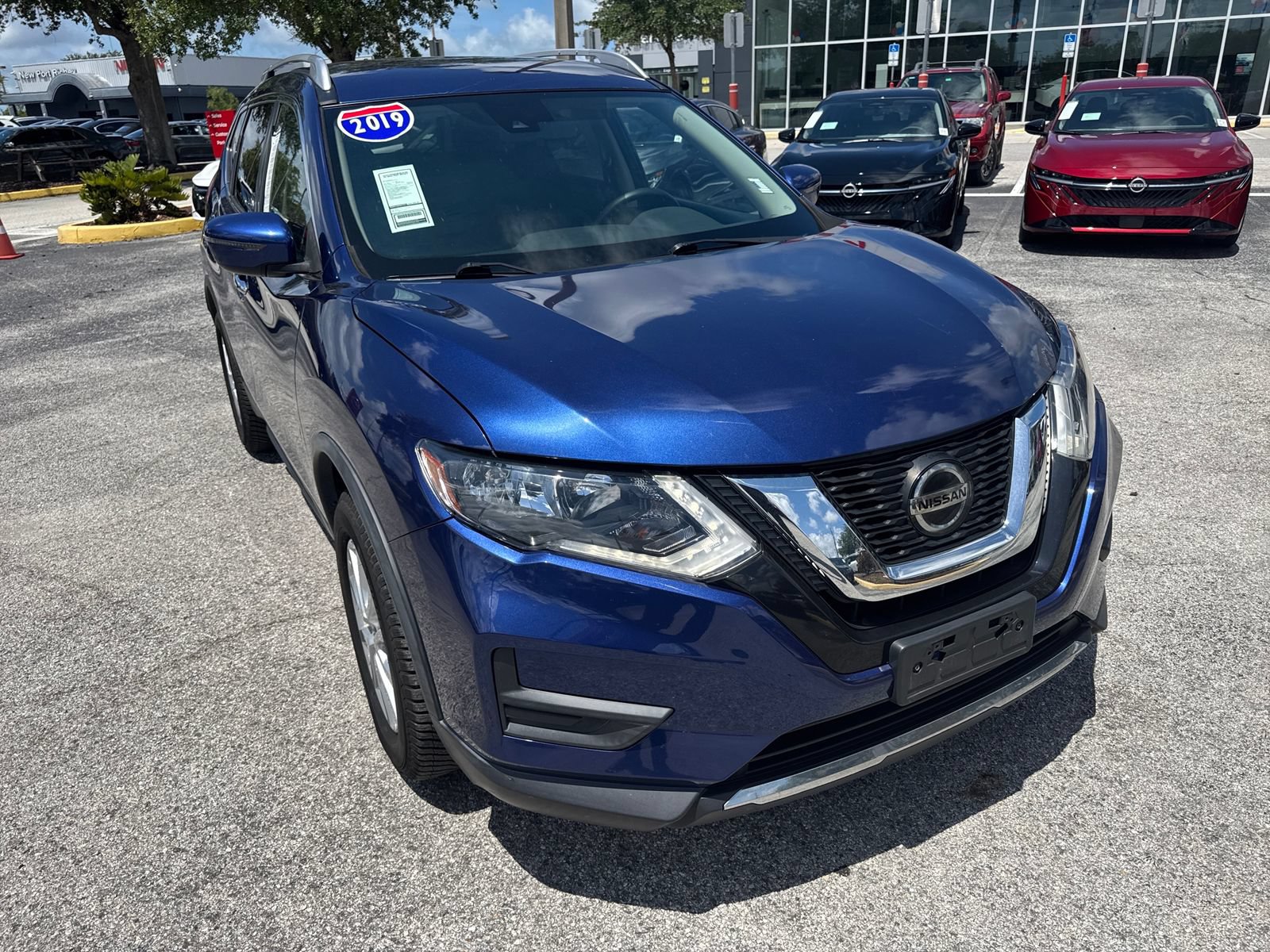 Used 2019 Nissan Rogue SV AWD/4WD image 7
