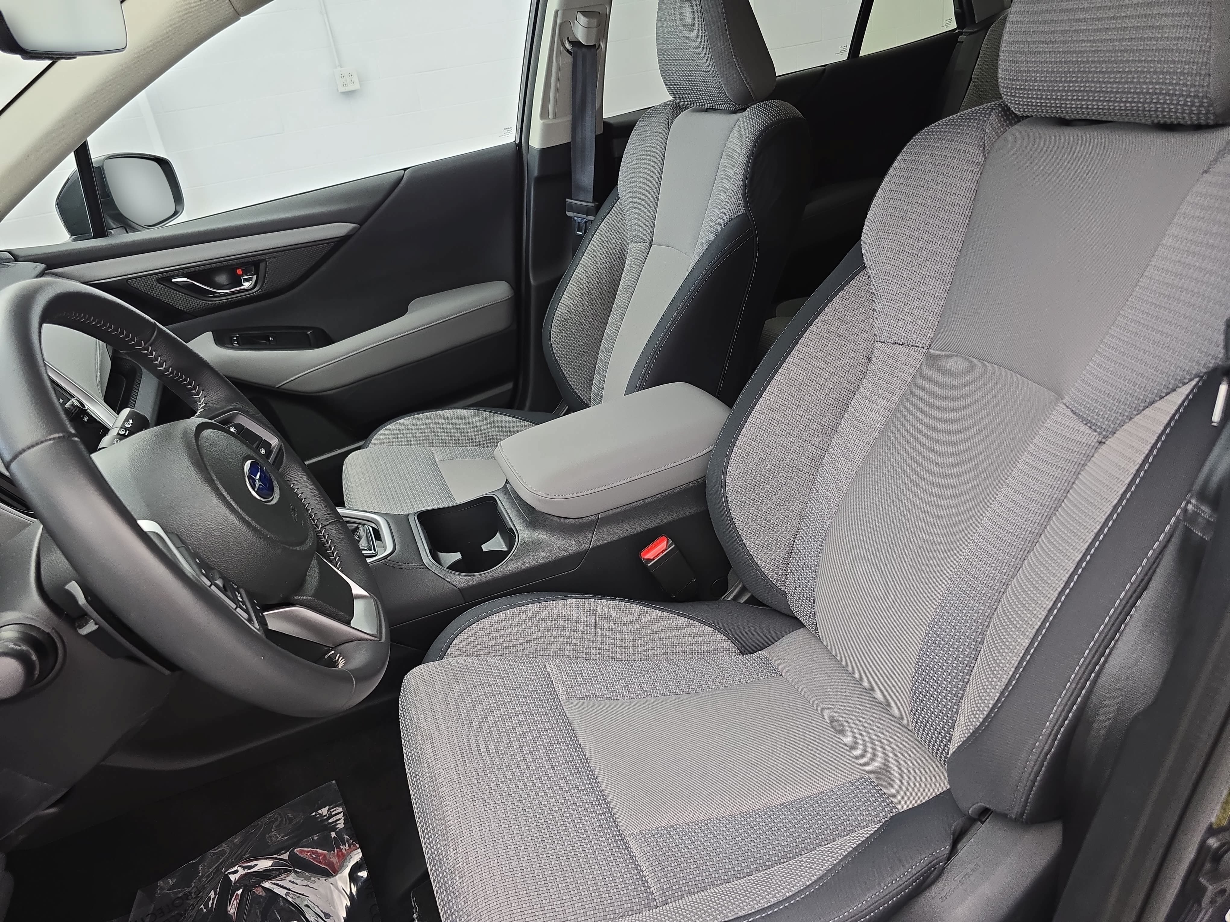 Used 2025 Subaru Outback Premium w/ Popular Package #1A AWD/4WD image 15