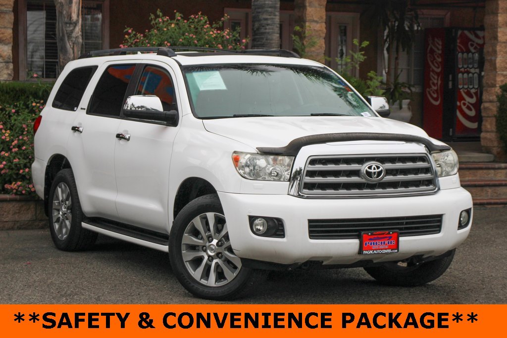 Used 2017 Toyota Sequoia Limited w/ Safety & Convenience Package image 2