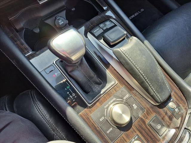 Used 2015 Lexus LS 460 w/ Comfort Package RWD image 11