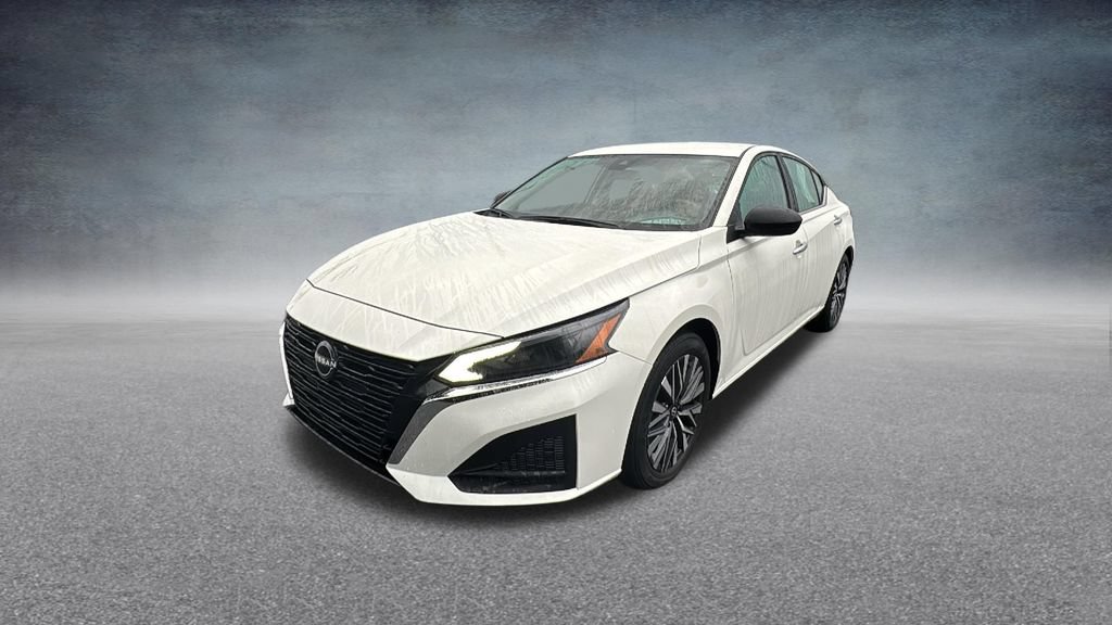 Used 2025 Nissan Altima 2.5 SV FWD image 5
