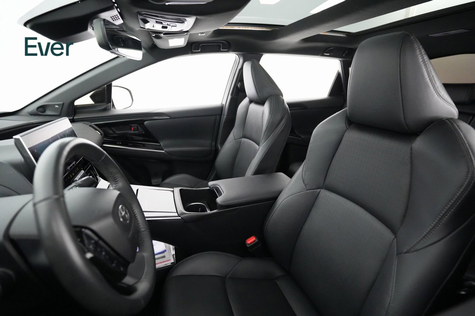 Used 2023 Toyota bZ4X Limited image 7