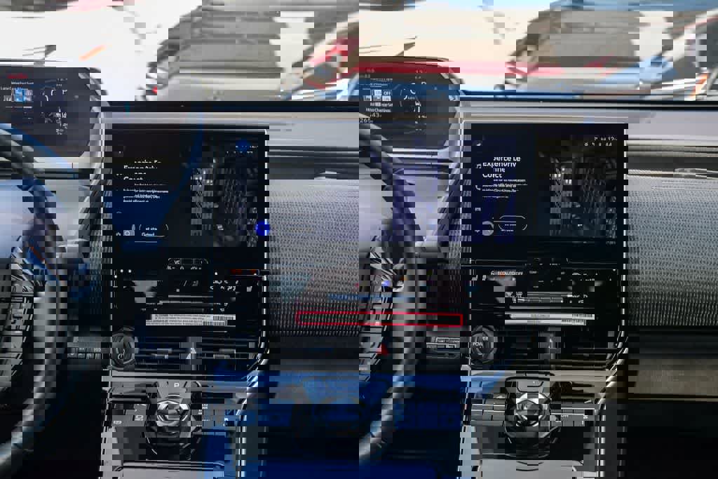 Used 2024 Toyota bZ4X XLE w/ Weather Package image 13