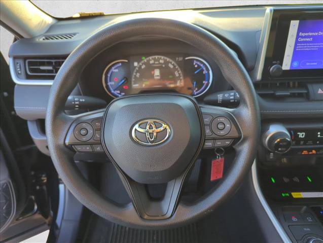 Certified 2024 Toyota RAV4 LE AWD/4WD image 17